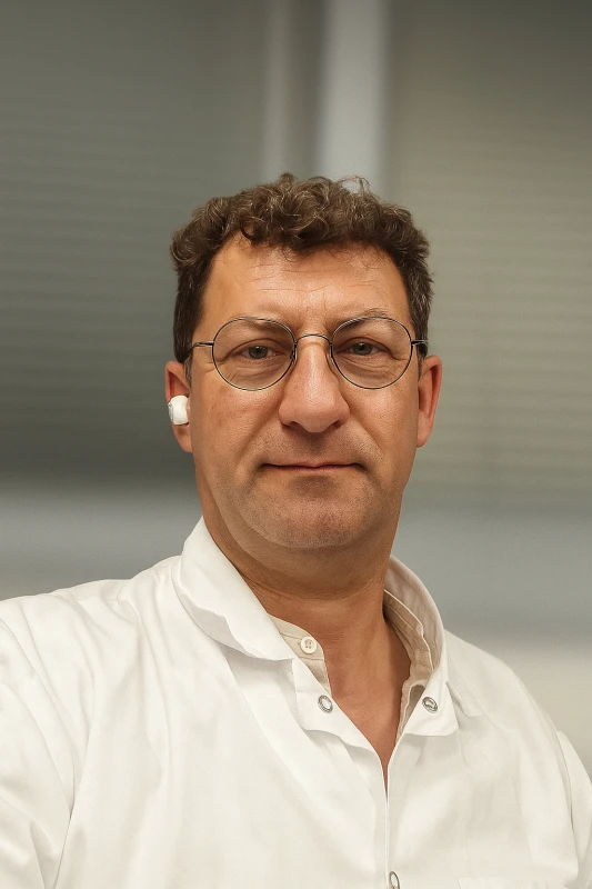 Кравиц Александр