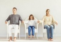 Консультирование семейного психотерапевта направлено на решение проблем