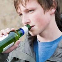 Алкоголизм у подростков
