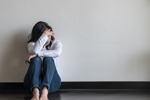 Апатическая депрессия: почему возникает расстройство и как избавиться?